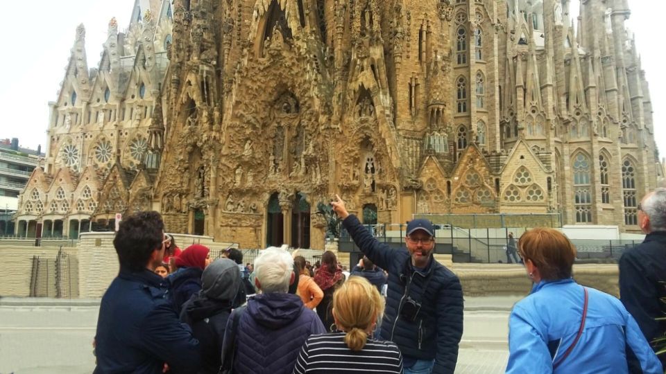 Barcelona & Sagrada Familia Half-Day Tour With Hotel Pickup - Things To Known