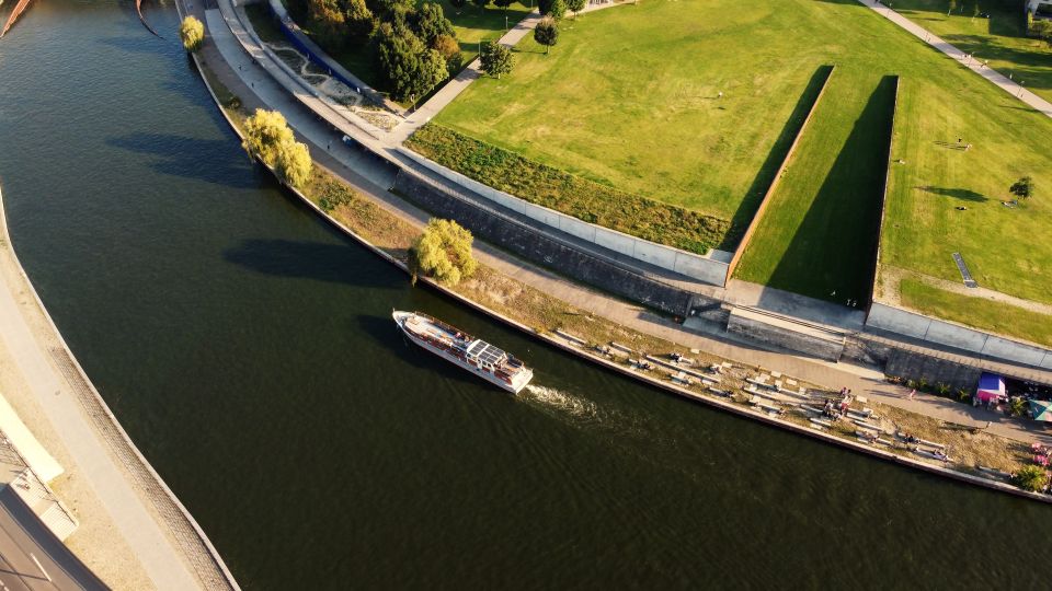 Berlin: Evening Sightseeing River Cruise on the Spree - Frequently Asked Questions