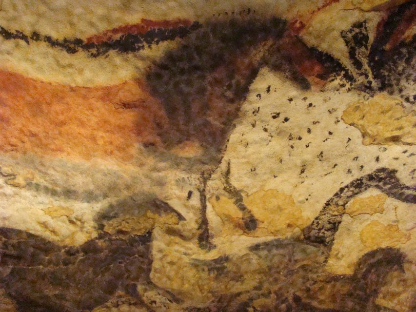 From Bordeaux: Lascaux and Dordogne Valley Private Tour - Frequently Asked Questions