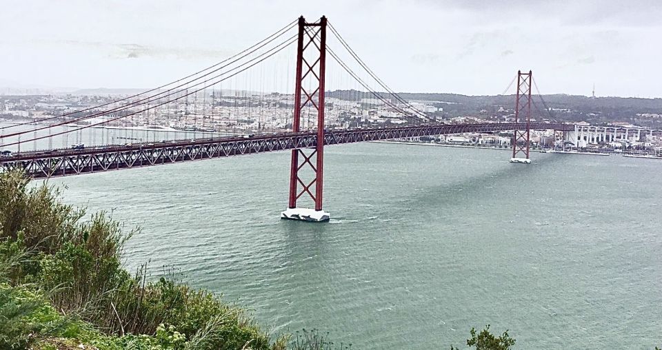 Lisbon: Private Tour With Guide and Transportation Half Day - Recap