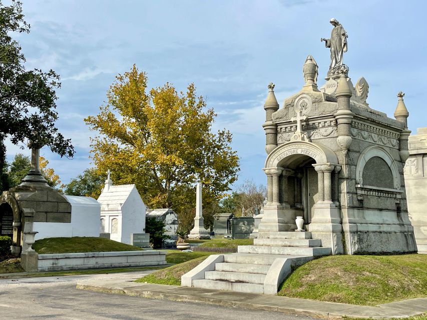 New Orleans: Millionaire's Tombs of Metairie Cemetery Tour - Frequently Asked Questions