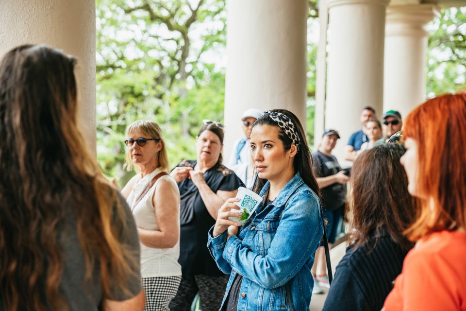 New Orleans: Oak Alley Plantation and Swamp Cruise Day Trip - Free Time at Oak Alley