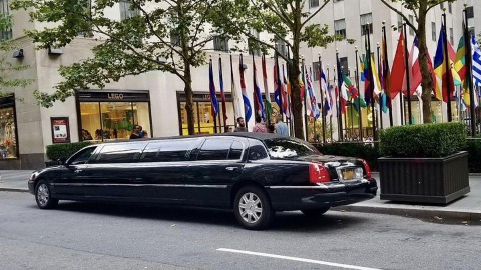 NYC Limousine Tour By Stretch Limo-King And Queen Limo NYC - Frequently Asked Questions