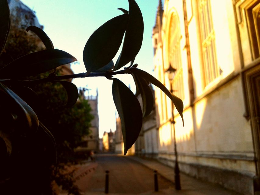 Oxford: Pre-Raphaelite Walking Tour With Exeter College - Frequently Asked Questions