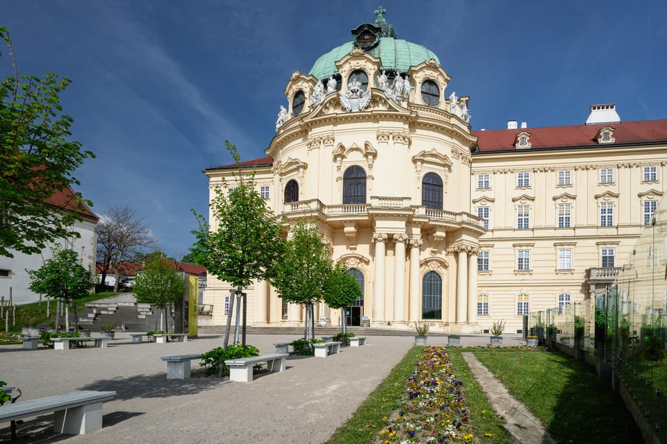 Vienna: Danube Valley 3 Castles and Wine Tasting Tour - Frequently Asked Questions