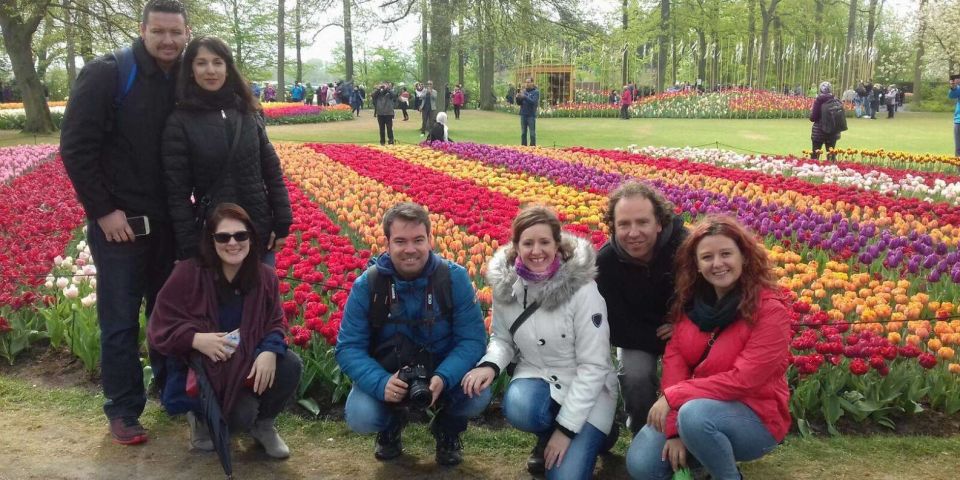 Amsterdam: Keukenhof Gardens Guided Tour Spanish and English - Key Points