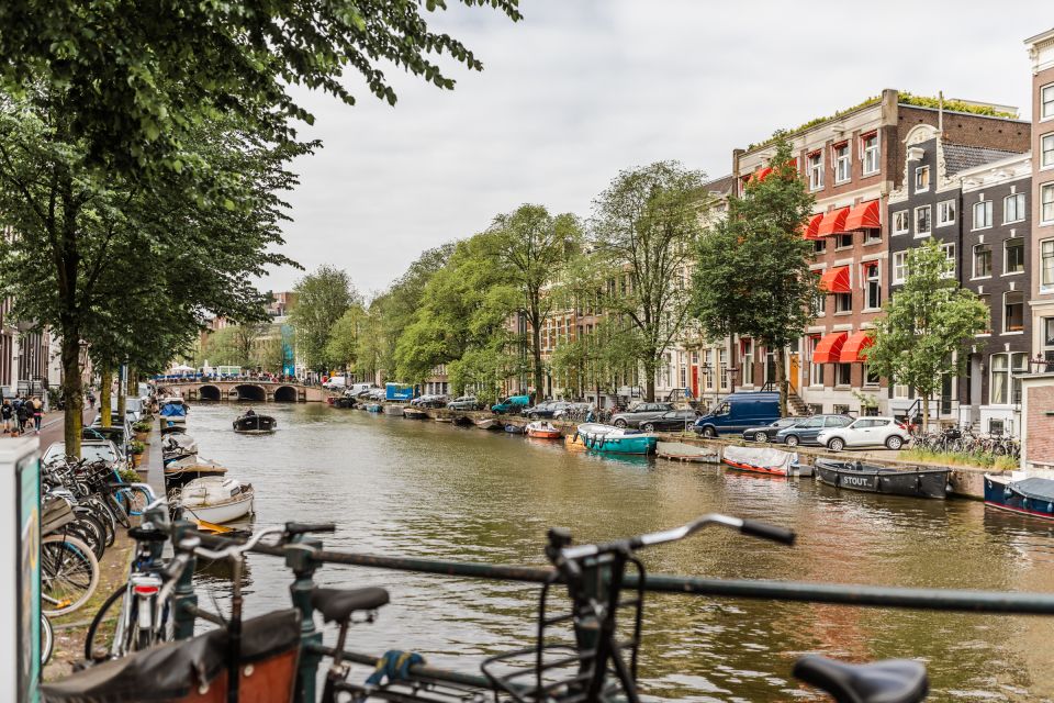 Amsterdam: Private Walking Tour of Jordaan & De 9 Straatjes - Key Points