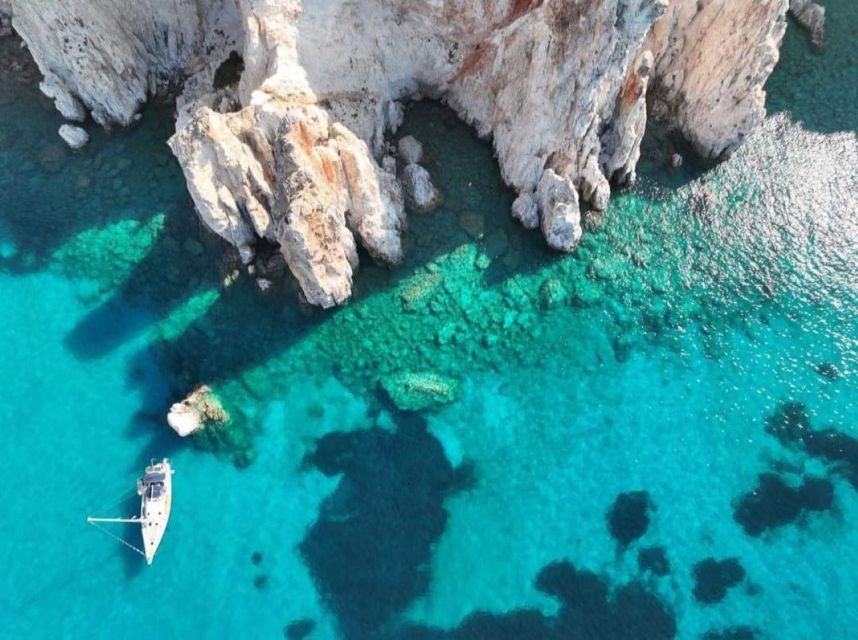 ATHENS SAILING & GASTRONOMY DAILY CRUISE-ALL INCLUSIVE - Key Points