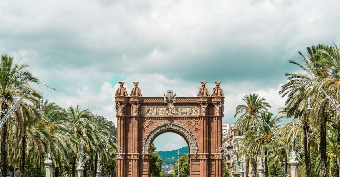 Barcelona the Essentials and Secrets of the “Eixample” - Key Points