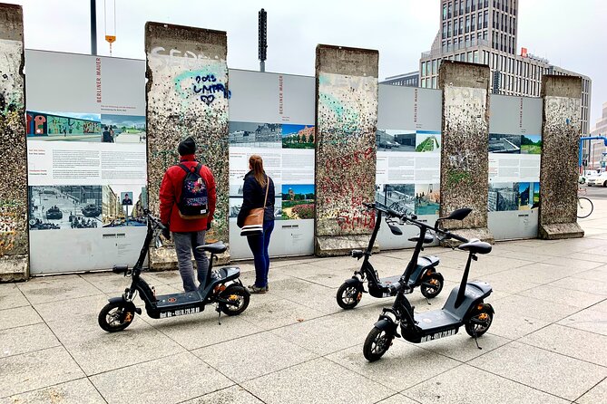 Berlin E-Scooter Sightseeing Tour - Key Points