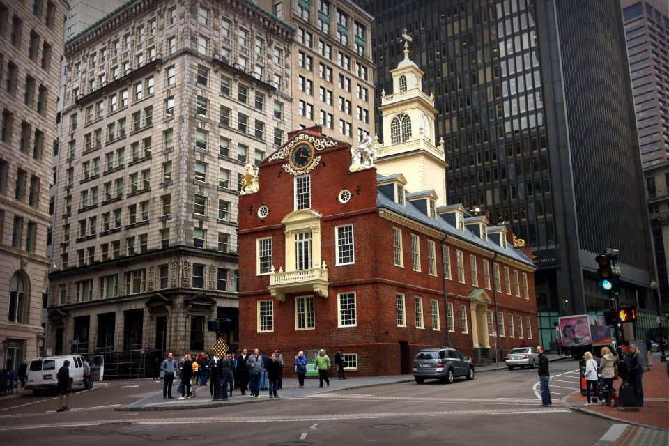 Boston Top 10 Freedom Trail & Cheers Landmark Tour - Key Points