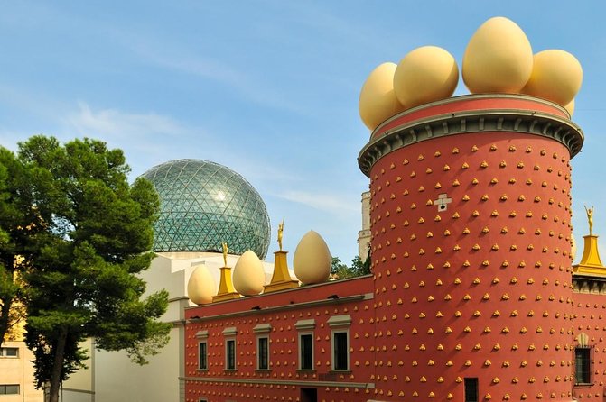 Dalí 2 Museums, Figueres and House of Portlligat Small Group From Girona - Key Points