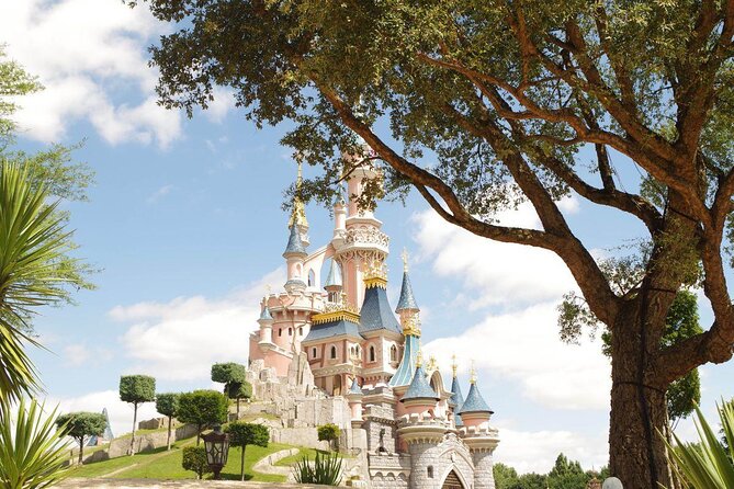 Disneyland® Paris Express Shuttle With Admission Ticket From Central Paris - Key Points