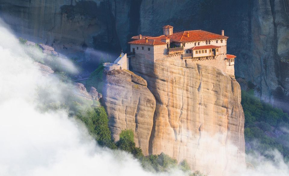 From Athens: Meteora Full-Day Trip With Guide on Luxury Bus - Key Points