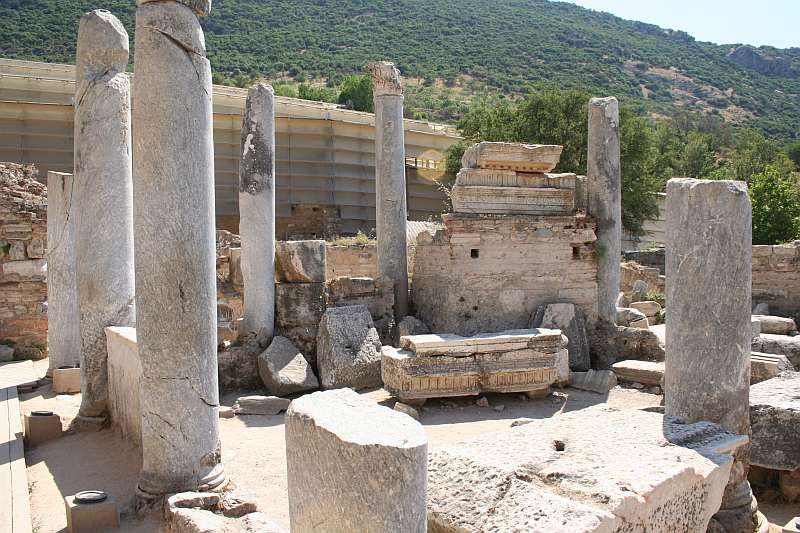 From Kusadasi or Izmir: Ephesus Private Tour - Key Points