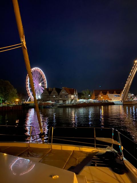 Gdansk: Scenic Evening Yacht Cruise With Prosecco - Key Points