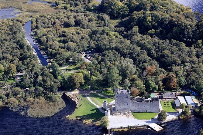 Innisfallen Island - Enjoy the Scenery & History of the Lakes of Killarney. - Key Points