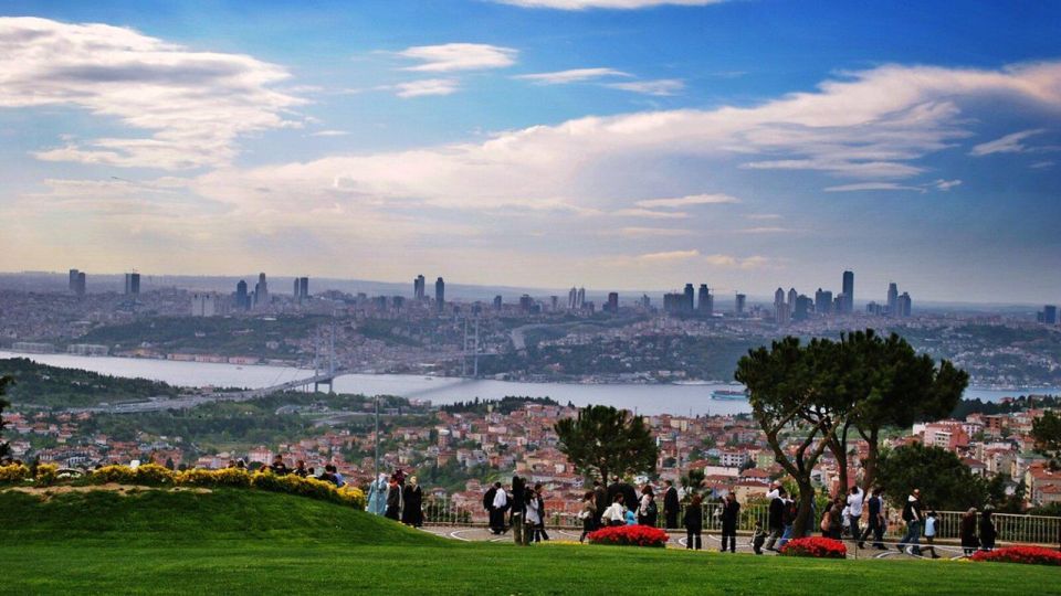 Istanbul: Bosphorus And Golden Horn Morning or Sunset Cruise - Key Points