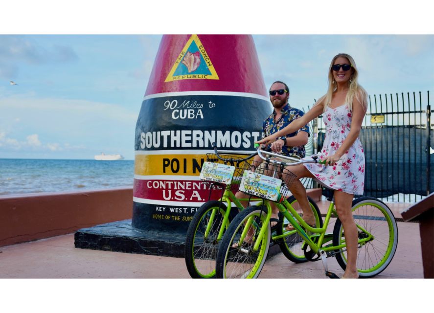 Key West: Guided Bicycle Tour With Key Lime Pie - Key Points