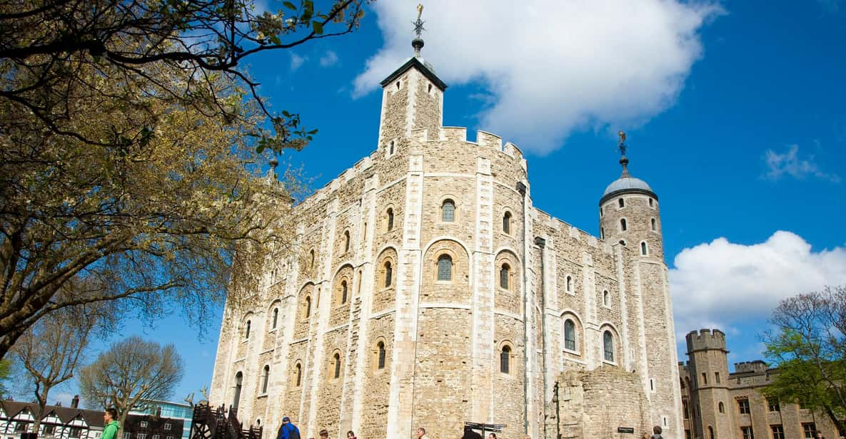 London: Tower of London, Hop-on, Hop-off Bus & River Cruise - Key Points