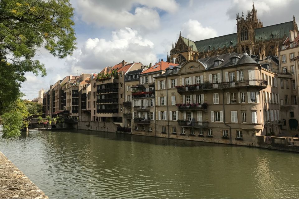 Metz: Self-Guided Highlights Scavenger Hunt & Walking Tour - Key Points