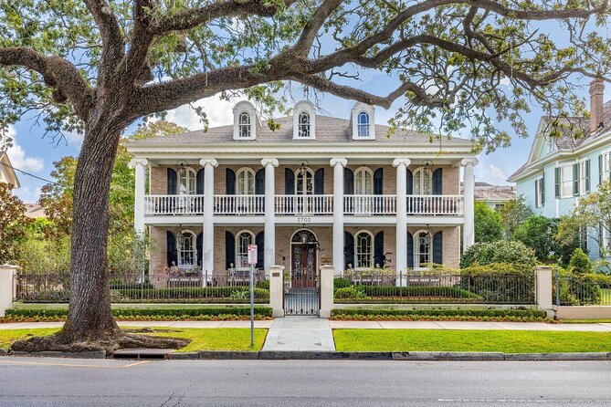 New Orleans Garden District and Lafayette Cemetery Tour - Key Points