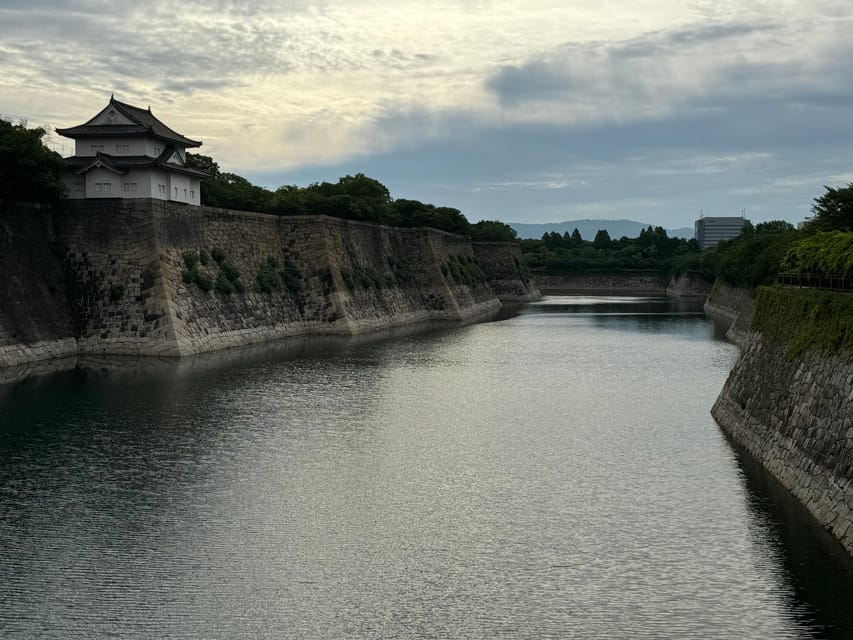 Osaka: Guided Tour of Osaka Castle Park in 90 Minutes - Key Points