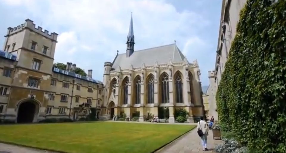 Oxford: Pre-Raphaelite Walking Tour With Exeter College - Key Points