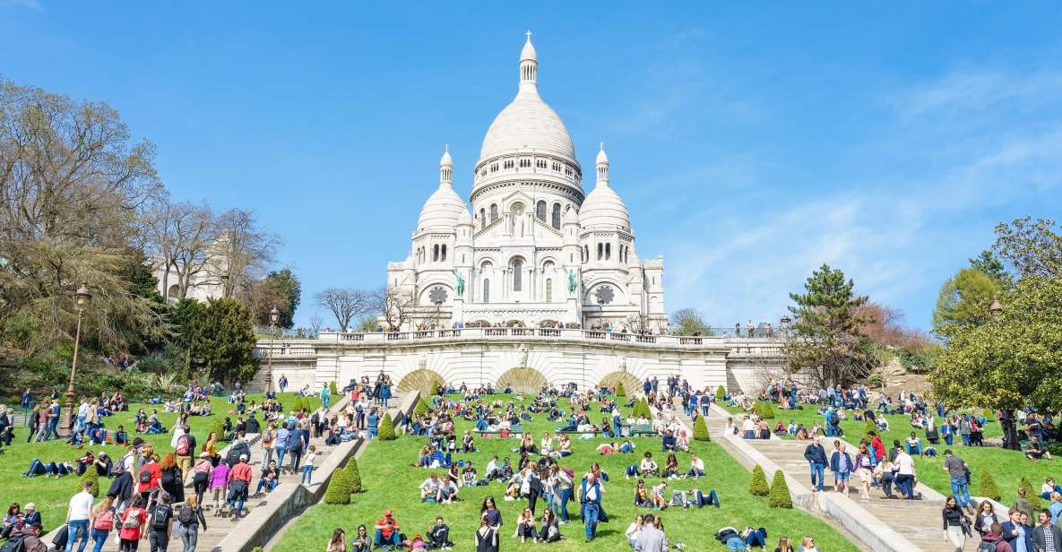 Paris: Montmartre Small Group Guided Walking Tour - Key Points