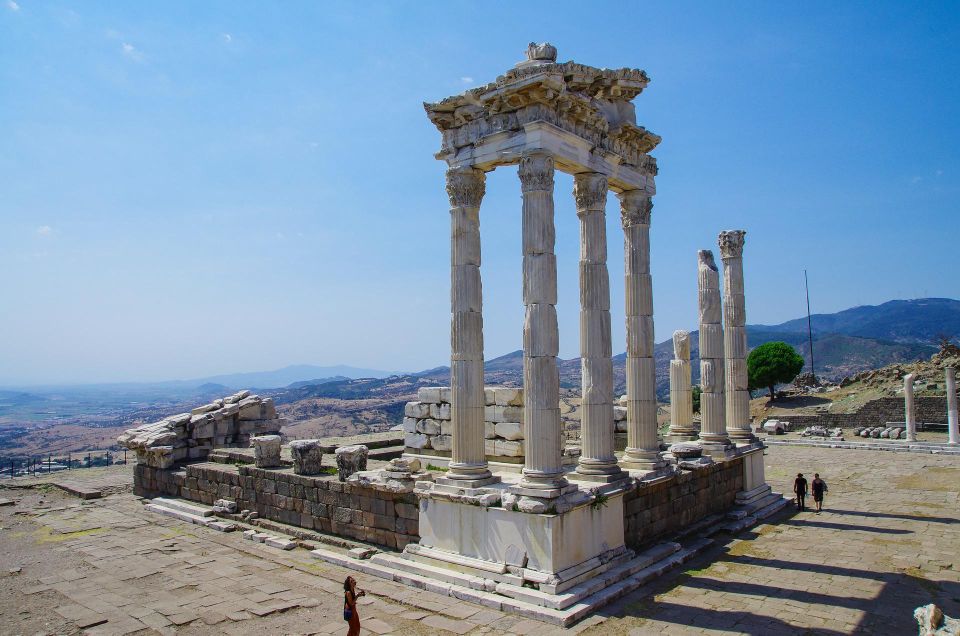 Pergamon Tour With Acropolis & Asklepion - Key Points