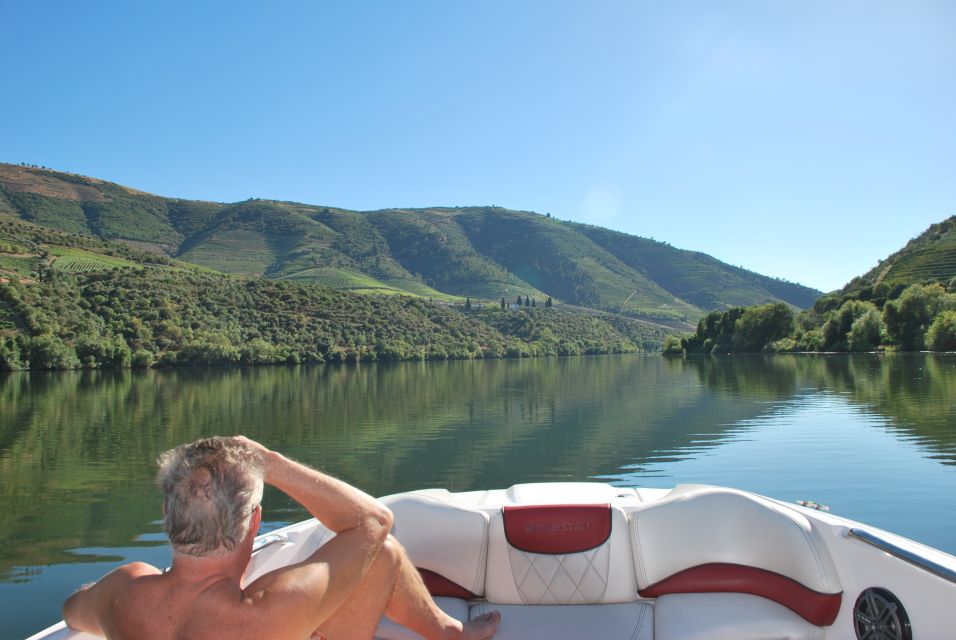 Pinhão: River Douro Speedboat Tour With Water Sports - Key Points