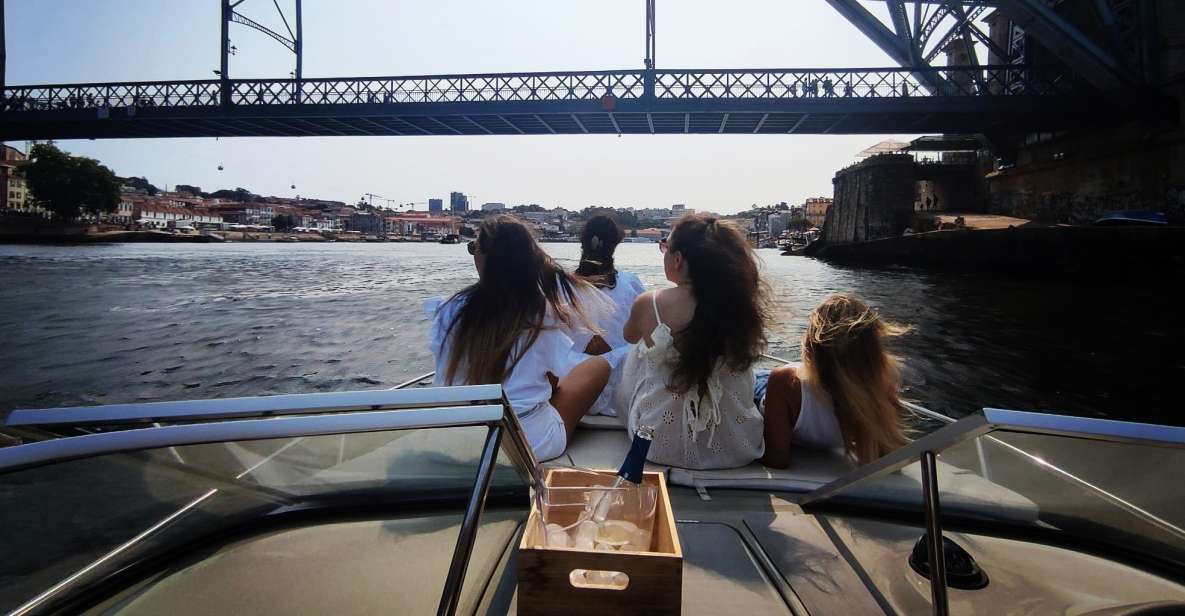 Porto: 6 Bridges on a Private Boat Tour 1h30m Sunset Option - Key Points