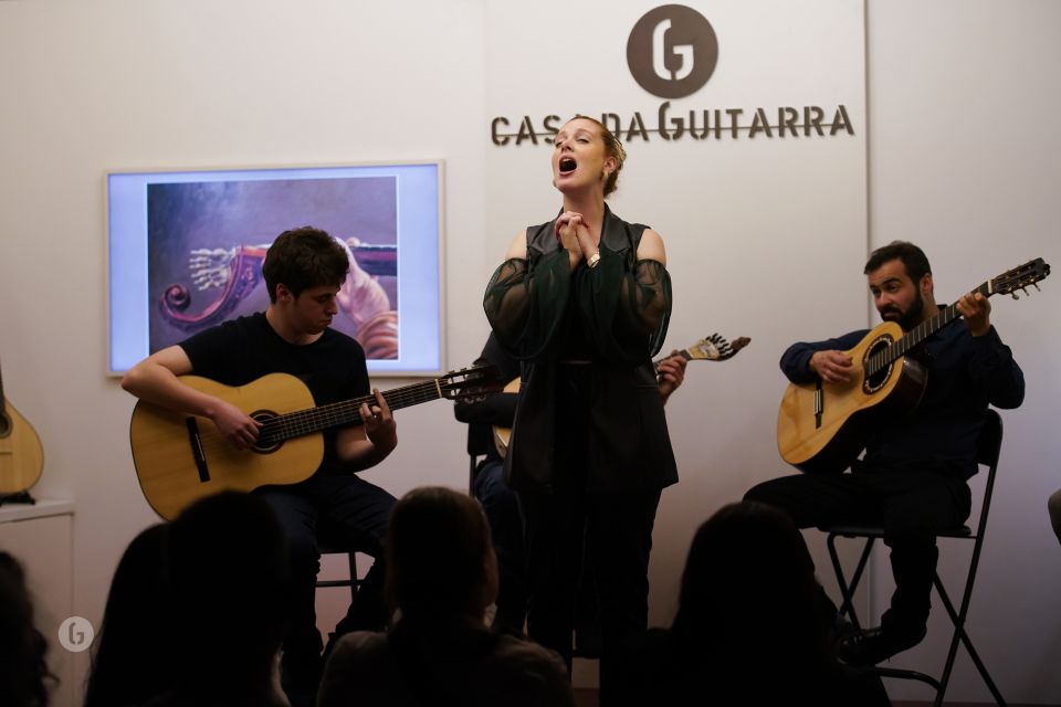 Porto: Fado Show With Port Wine - Key Points