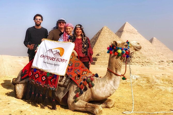 Private 2 Hours Camel Ride at Pyramids of Giza From Cairo - Key Points