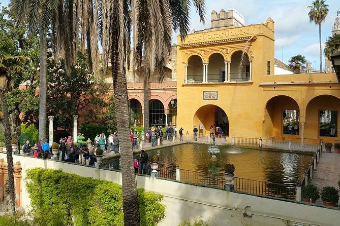 Private Visit Cathedral and Royal Alcazares of Seville - Discovering the Royal Alcazares