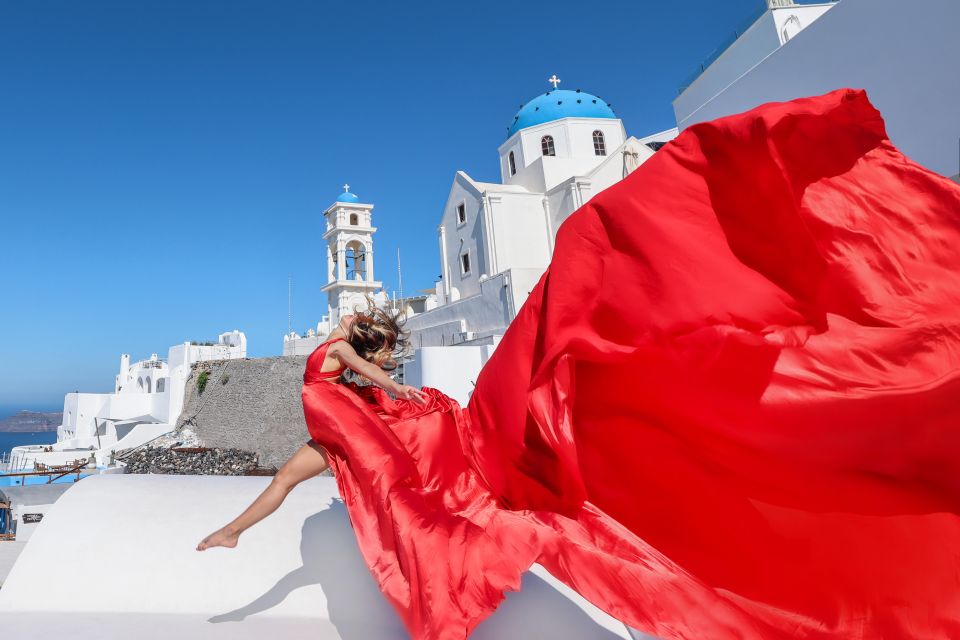 Santorini: Private Flying Dress Photoshoot With Dress Rental - Key Points