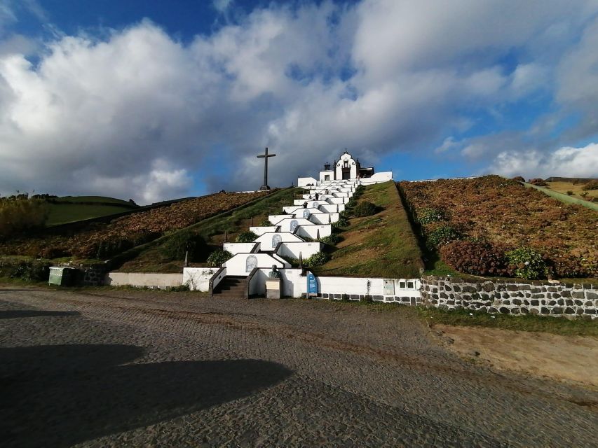 Sao Miguel : Furnas Full Day Tour With Lunch Included - Key Points