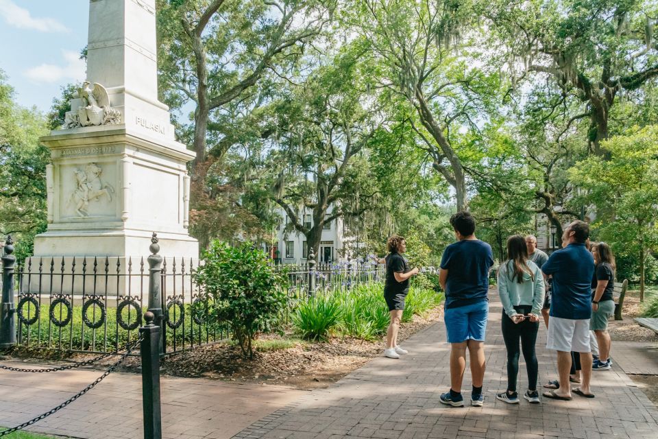 Savannah: Ghosts, Asylums, Voodoo, and Horror Walking Tour - Key Points