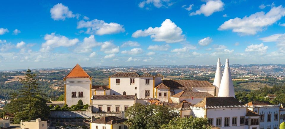 Sintra: Private Sightseeing Tour With Transportation - Key Points