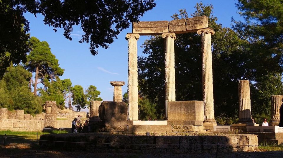 Small Group Tour of Ancient Olympia and Local Food Tasting - Key Points