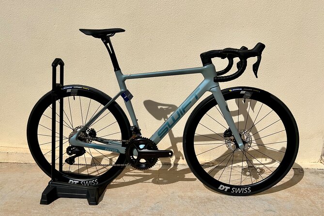 Swiftcarbon Racevox, Ultegra Di2 Plus DT Swiss Wheel Set - Key Points