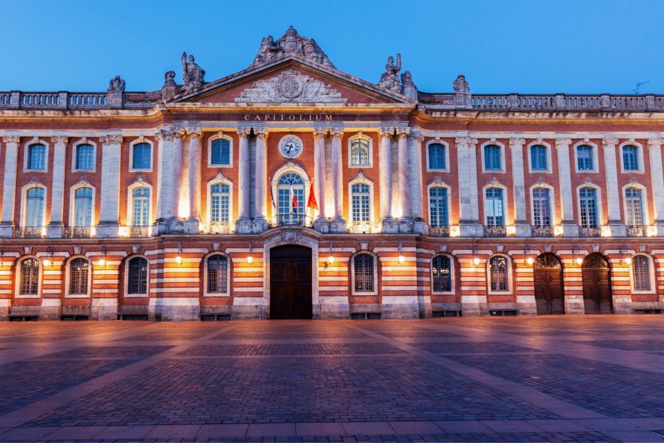 Toulouse: First Discovery Walk and Reading Walking Tour - Key Points