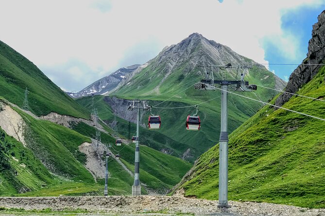 Tour to Kazbegi, Ananuri, Zhinvali, Gudauri - Full Day - Key Points