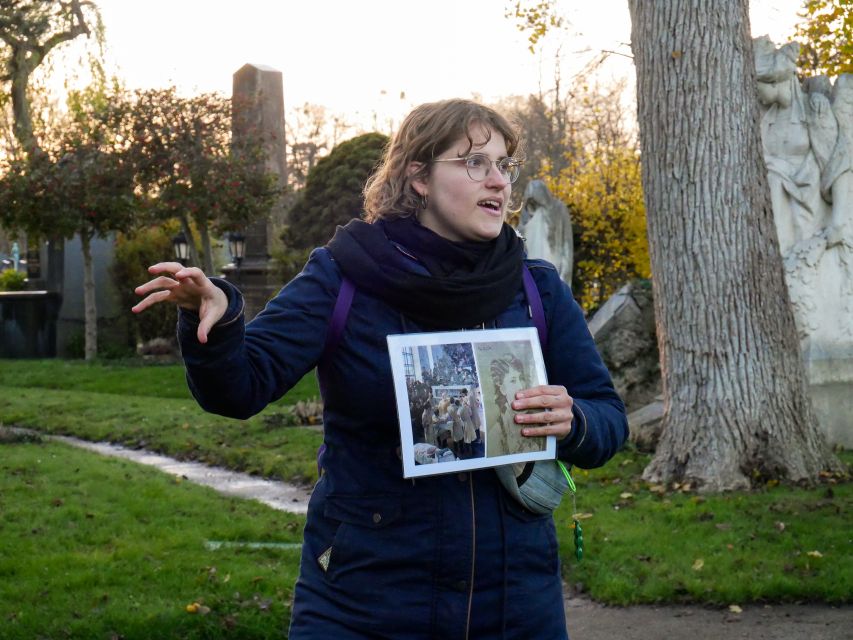 Vienna: Guided Walking Tour of the Central Cemetery - Key Points