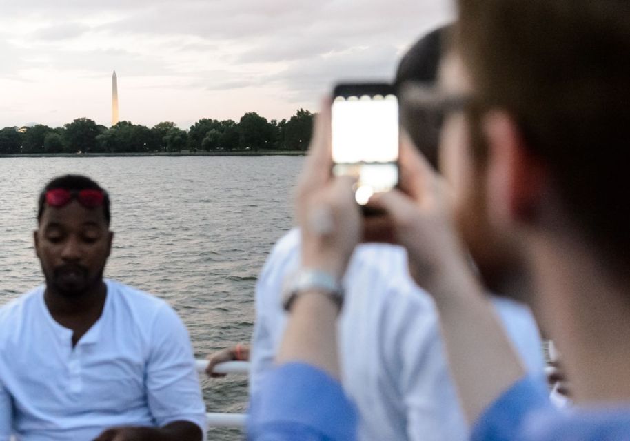 Washington DC: 1 or 2-Day Unlimited Water Taxi Pass - Key Points