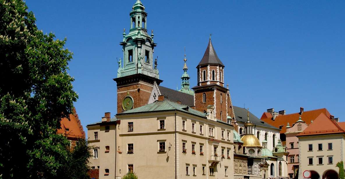 Wawel Cathedral, Old Town and St. Marys Basilica Tour - Key Points