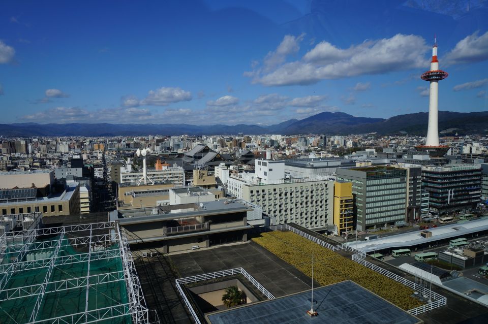 Welcome to Kyoto: Private Walking Tour With a Local - Tour Overview