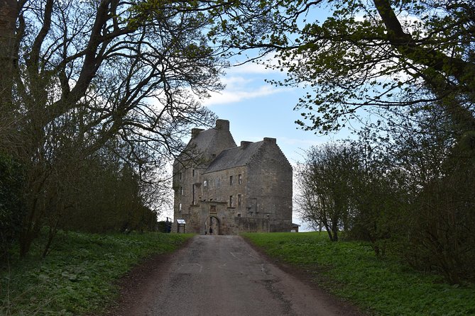 2-Day Outlander Experience Small Group Tour From Edinburgh - Logistical Details