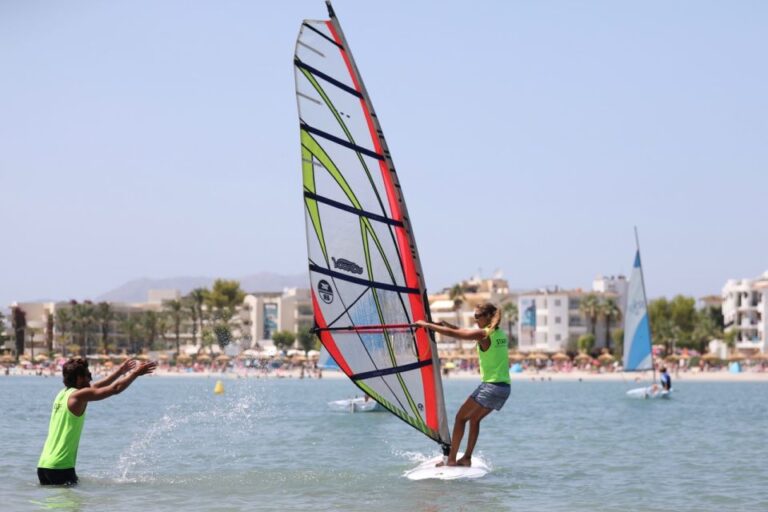 Alacudia Bay: 2 Hour Windsurfing Course Course Overview