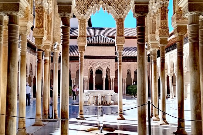 Alhambra Private Tour: Nasrid Palaces and Generalife - Pickup and Meeting Point